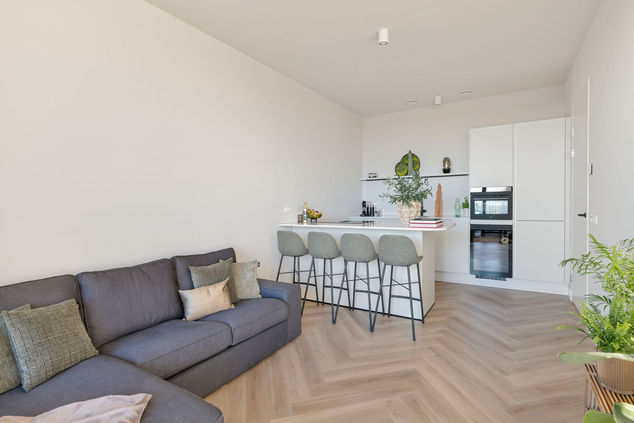 Foto 18 van Hoola van Nootenstraat 374