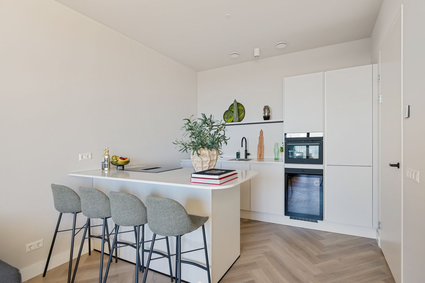 Foto 19 van Hoola van Nootenstraat 374