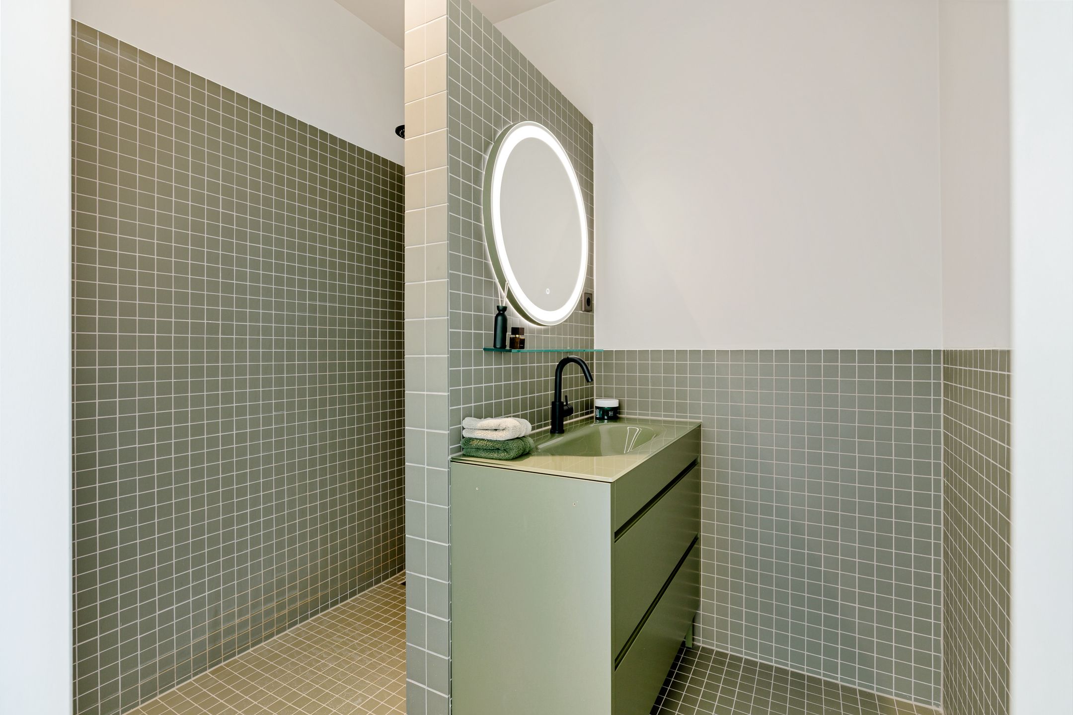 Foto 27 van Hoola van Nootenstraat 374