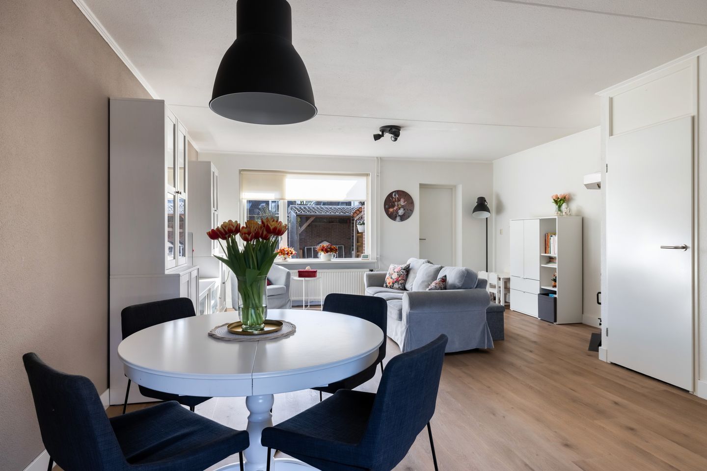 Photo 10 of Korenbloemstraat 43