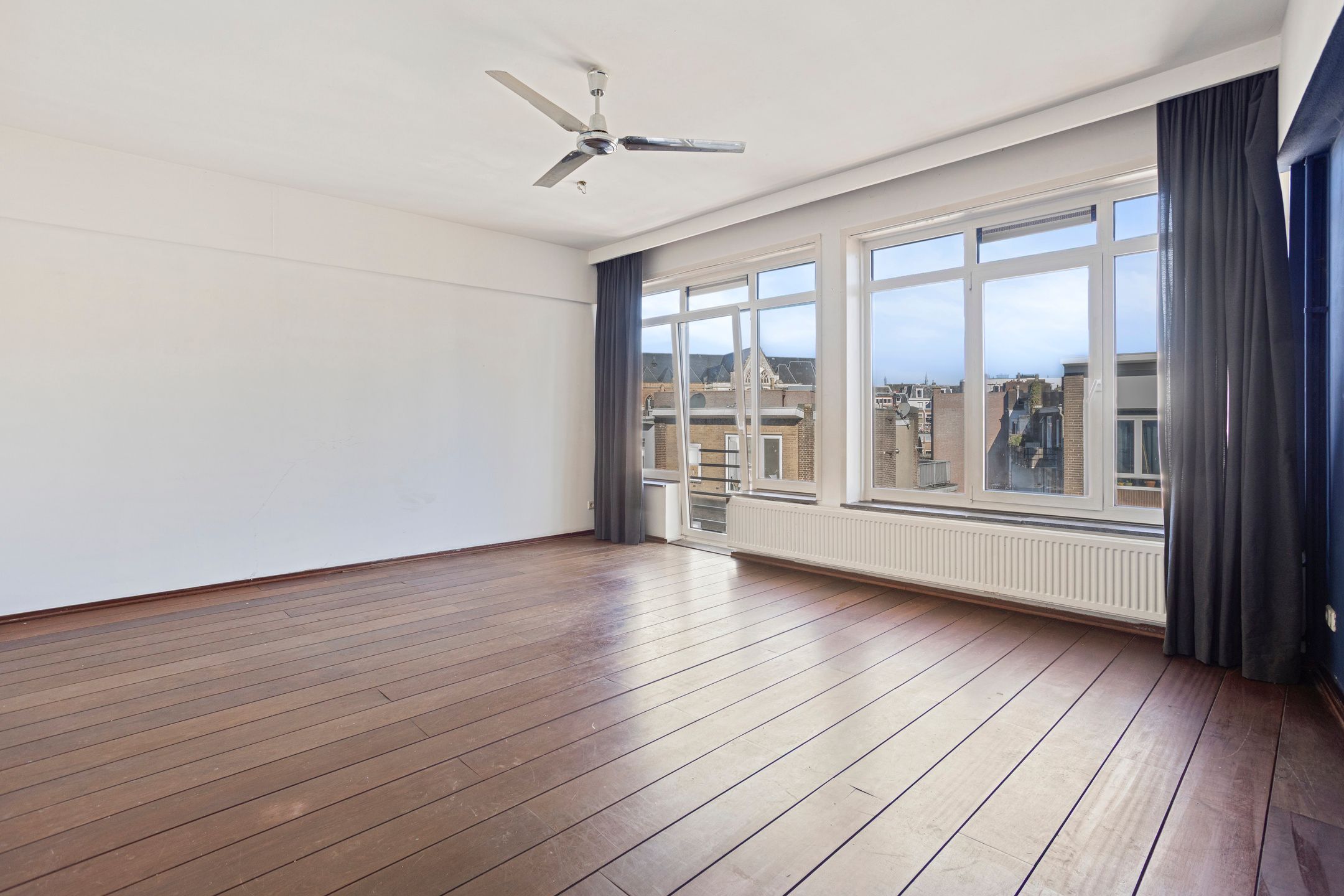 Foto 12 van Plein 1944 68