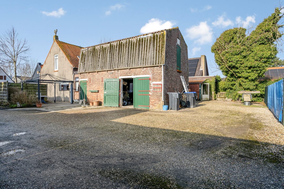 Foto 32 van Burgemeester Overdorpstraat 49