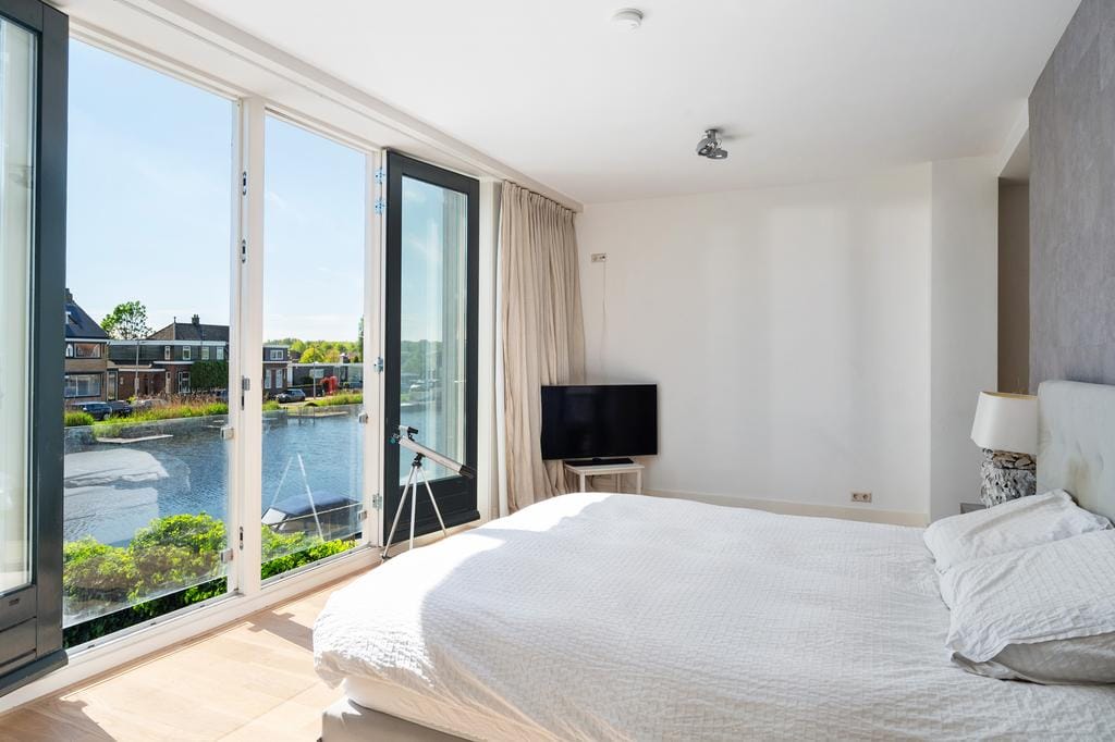 Photo 19 of Terbregse Rechter Rottekade 161