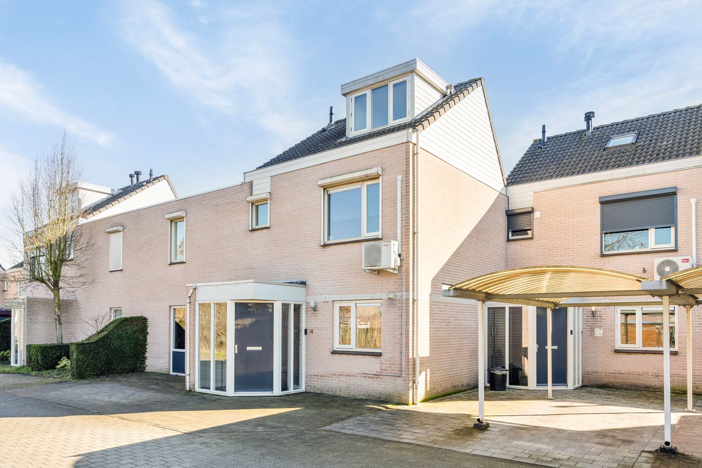 Photo 49 of Heraut 14