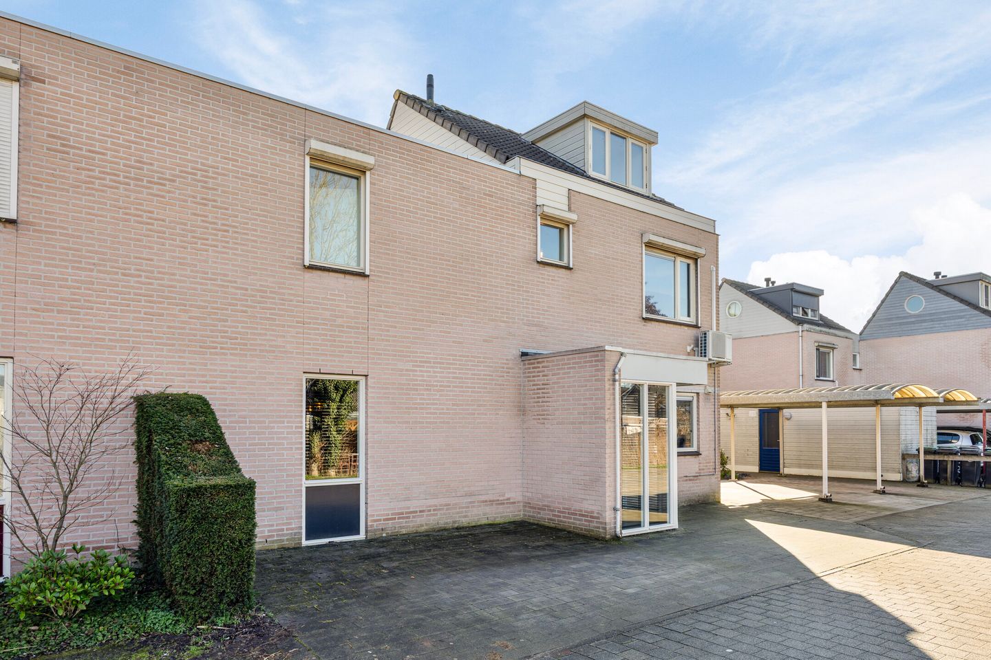 Photo 50 of Heraut 14