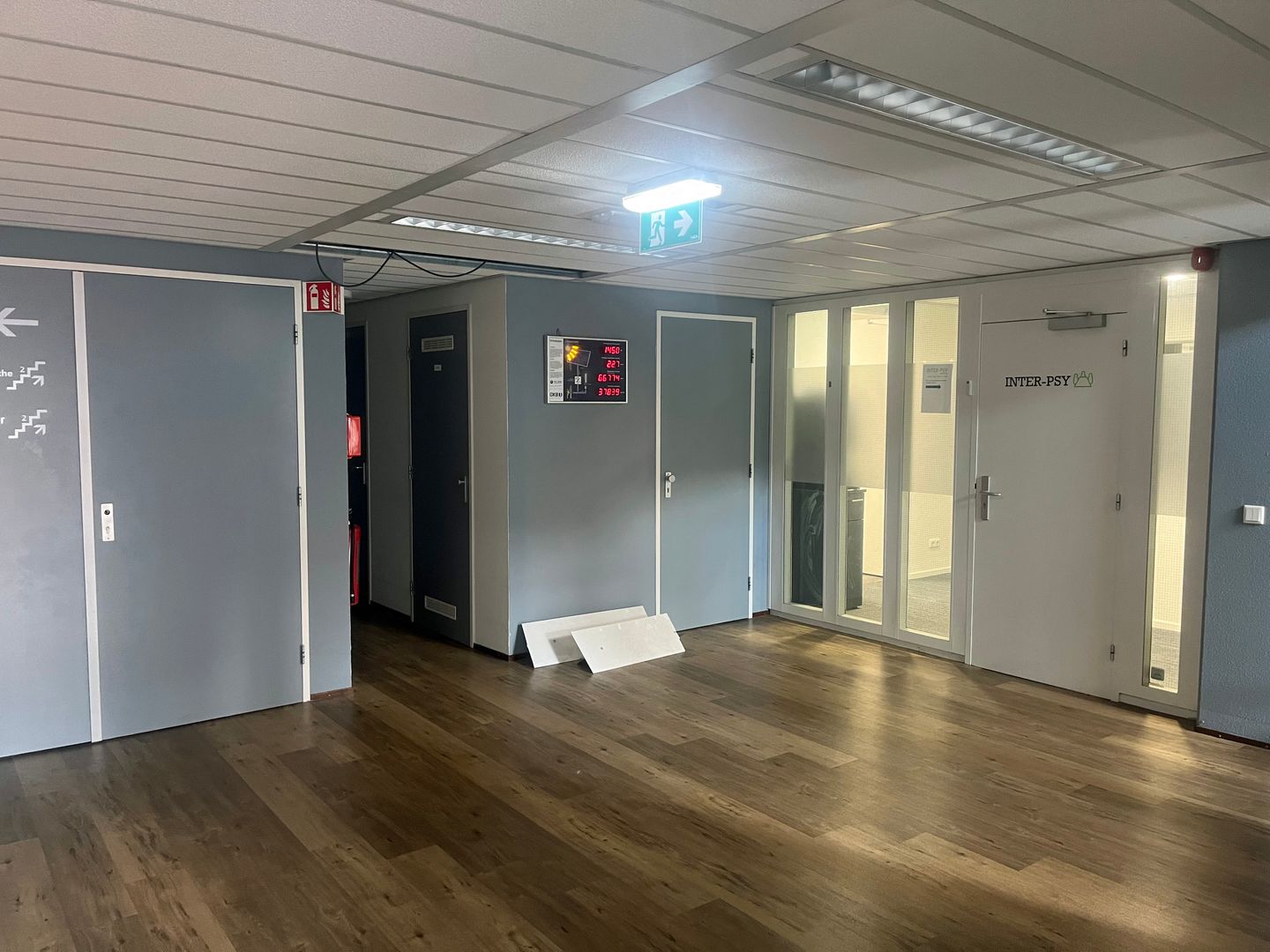 View photo 3 of Overcingellaan 15-B