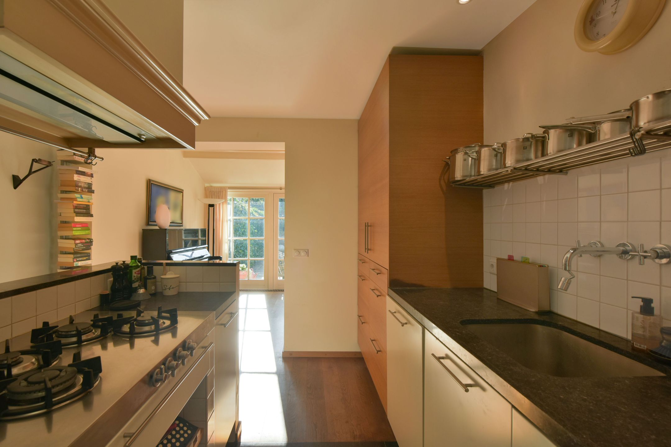 Foto 12 van Laarderweg 43