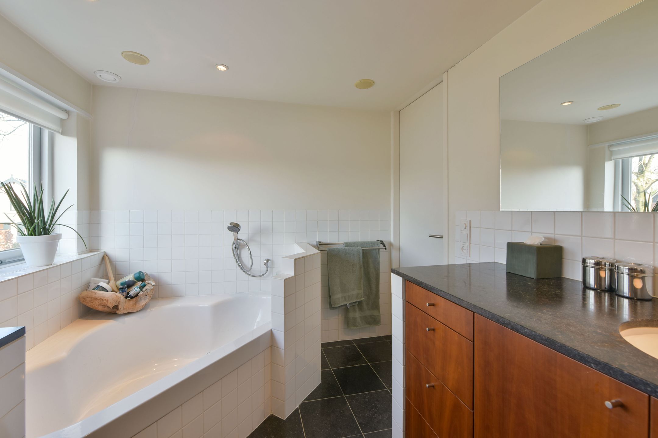 Foto 21 van Laarderweg 43