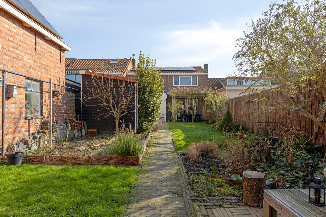 Foto 62 van Kerkstraat 10