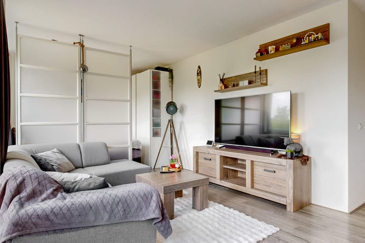 Photo 2 of Meentwal 7-G