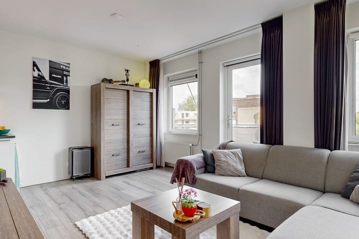 Photo 5 of Meentwal 7-G