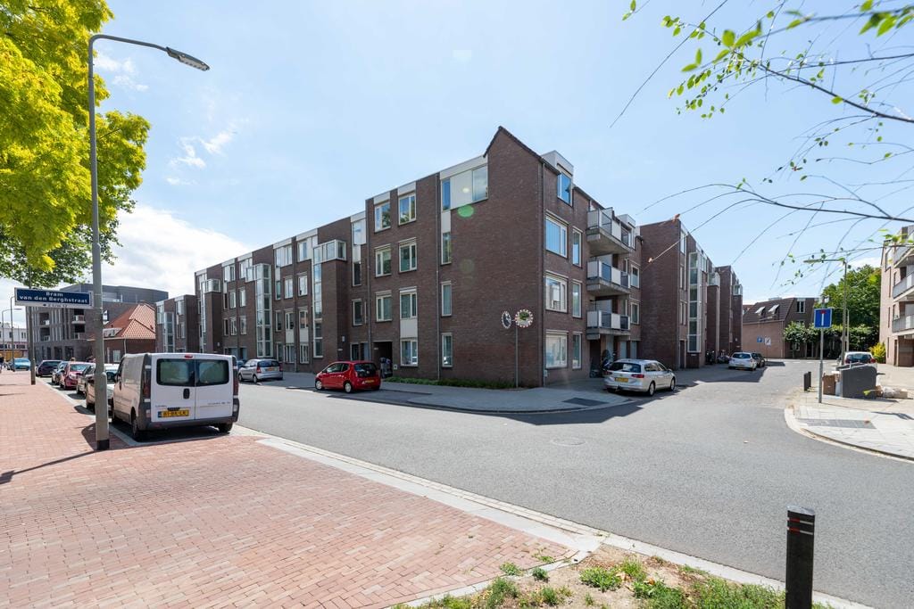 Foto 1 van Meijer van Leeuwenstraat 18