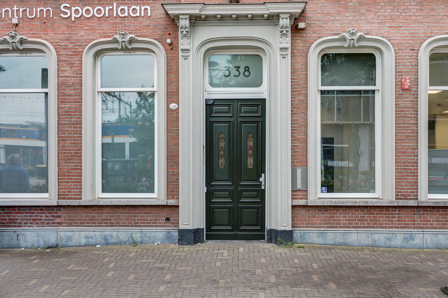 Bekijk foto 2 van Spoorlaan 338