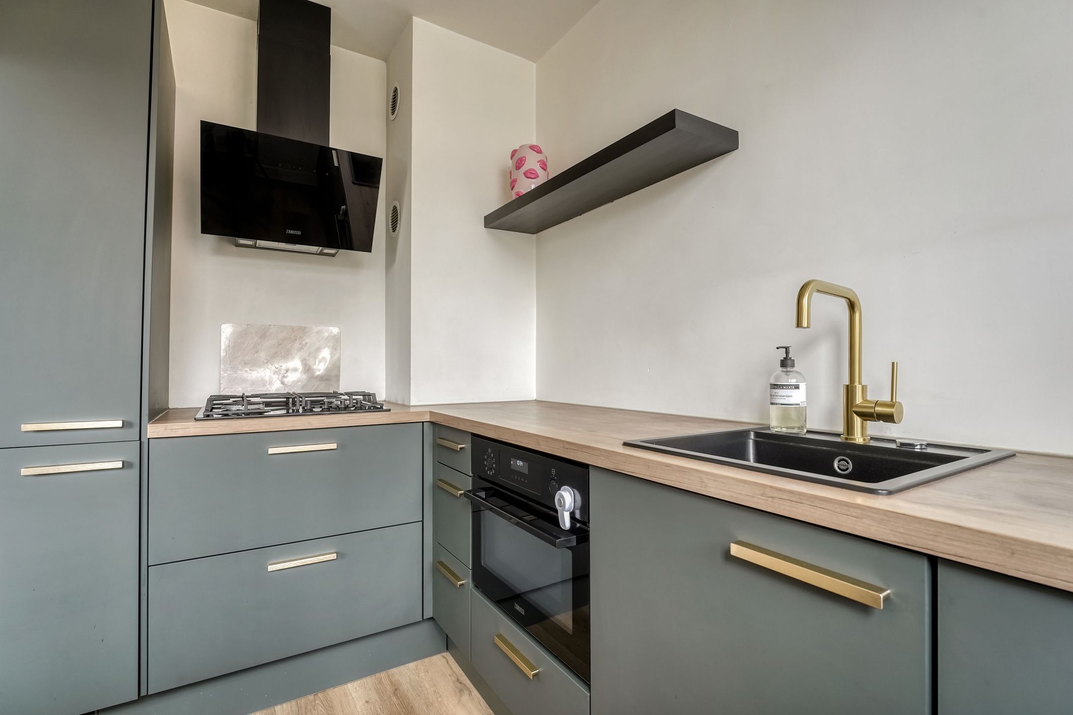 Foto 18 van Pallas 32