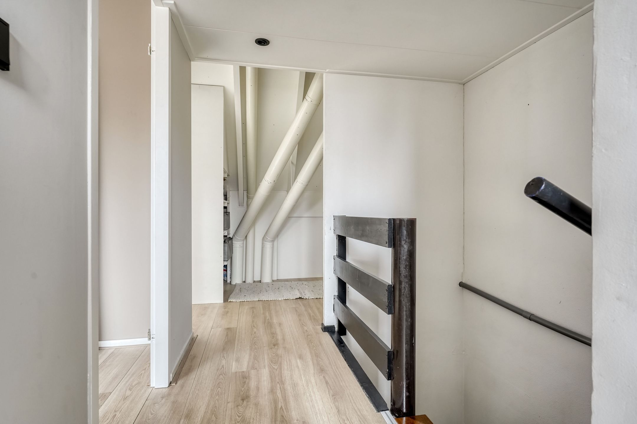 Foto 27 van Pallas 32