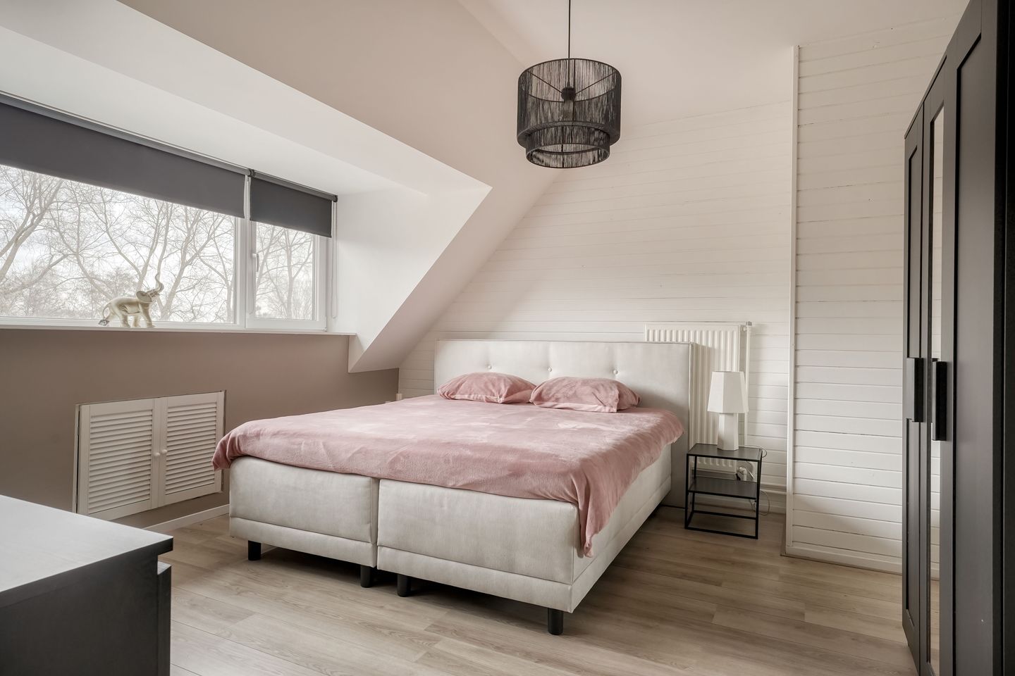 Foto 29 van Pallas 32