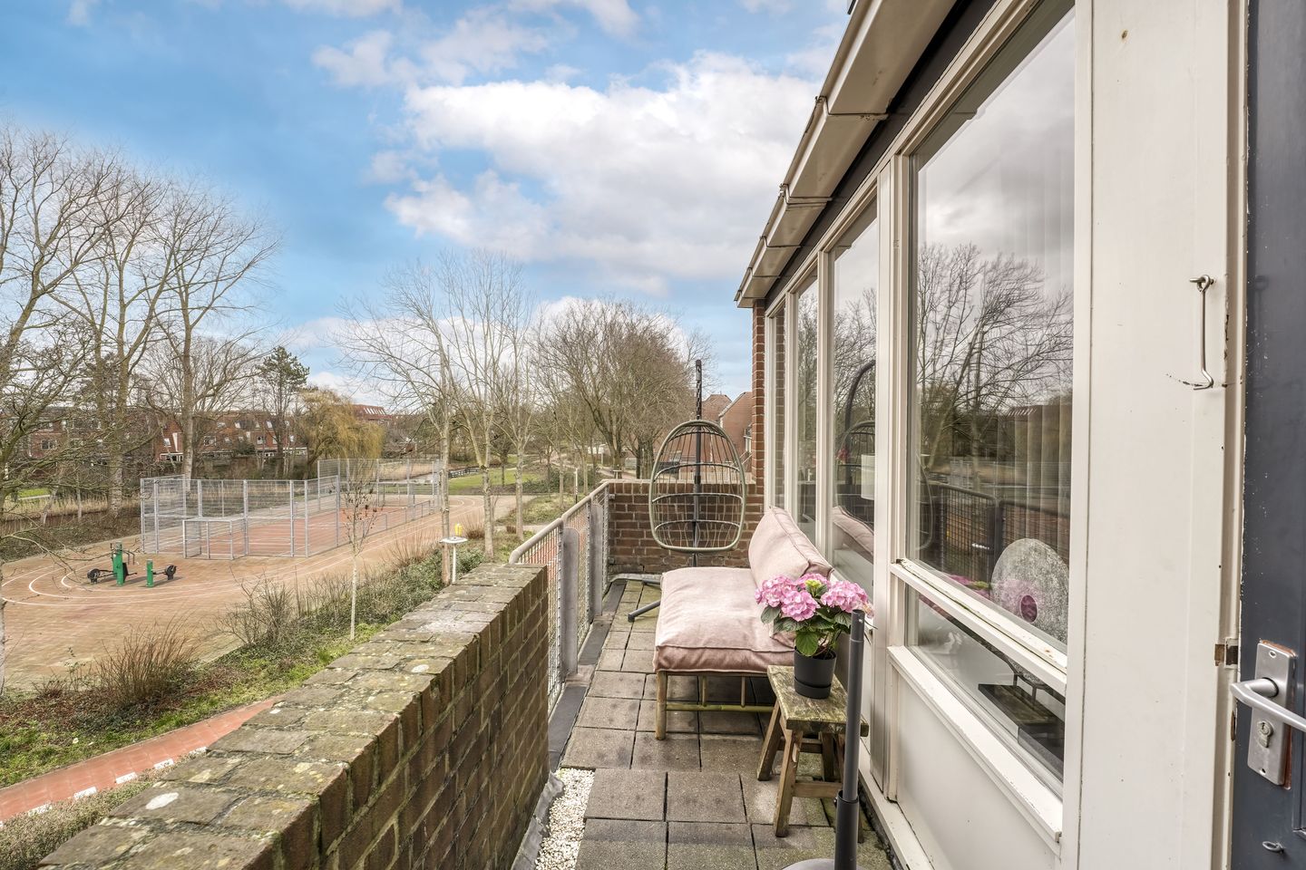 Foto 35 van Pallas 32