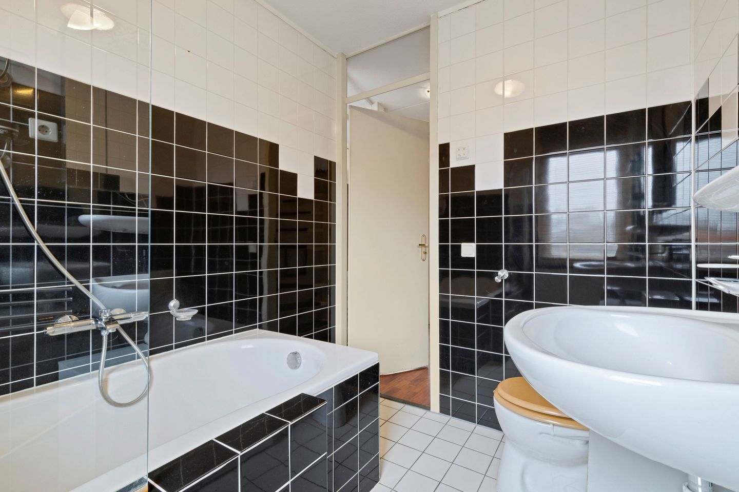 Foto 19 van Zuiderstraat 43