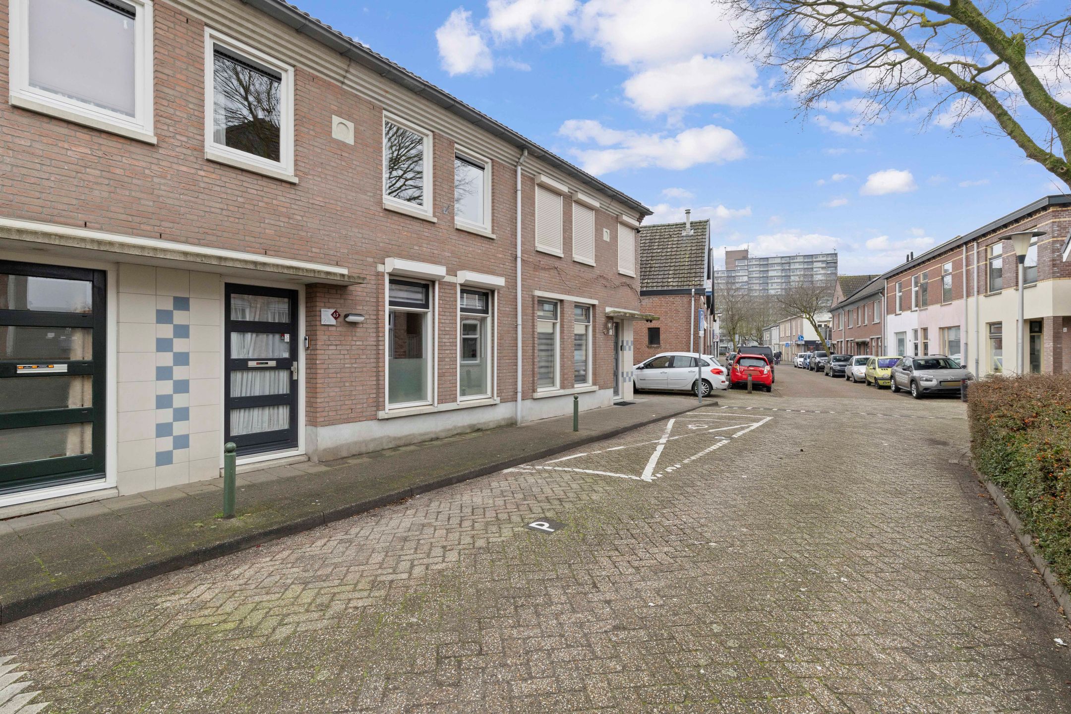 Foto 30 van Zuiderstraat 43