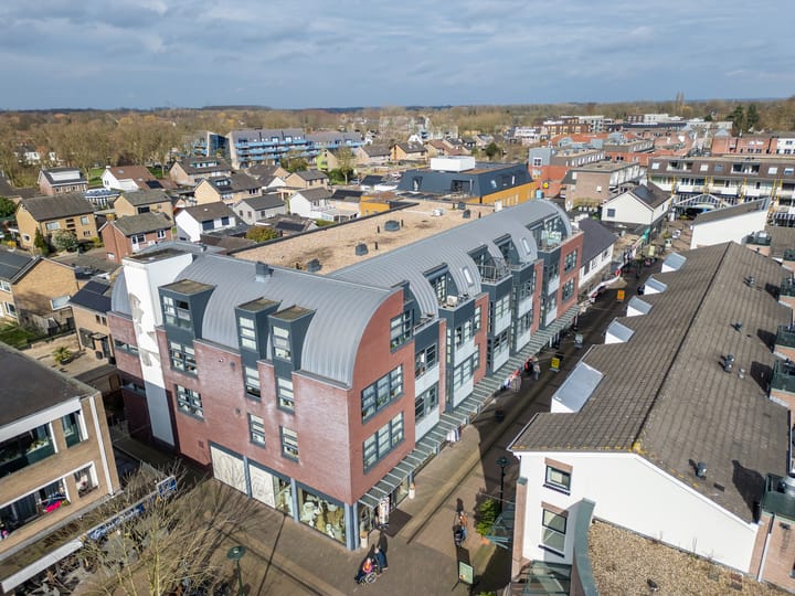 Photo 2 of Bernhardstraat 47