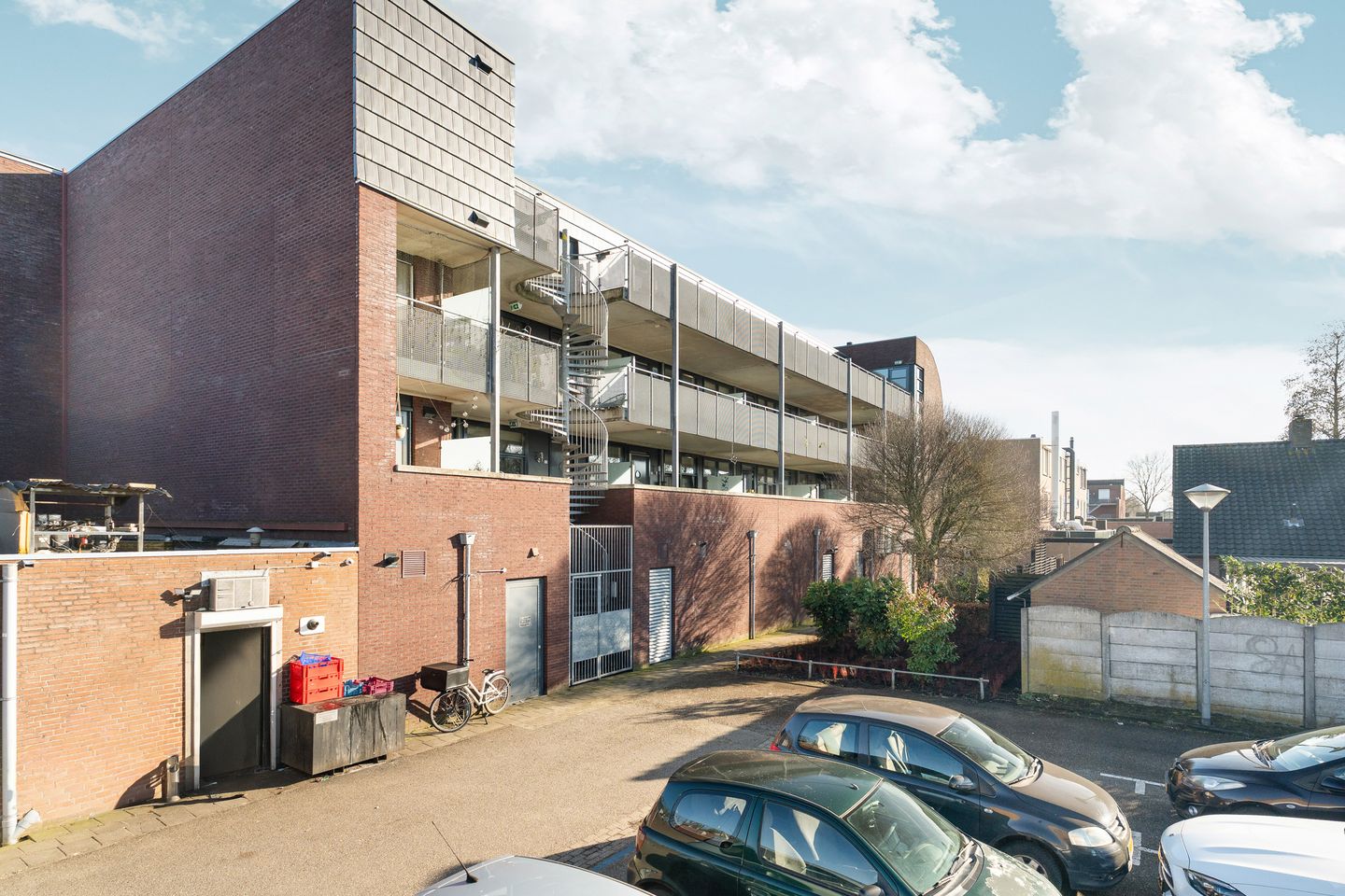 Foto 25 van Bernhardstraat 47