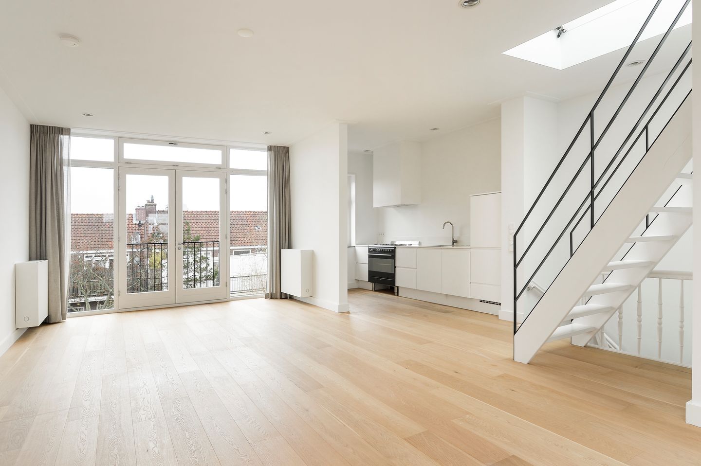 Foto 4 van Linnaeusparkweg 98-2