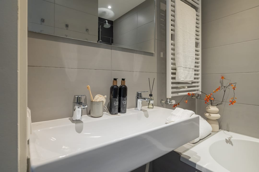 Photo 26 of Spaarndammerstraat 55-3