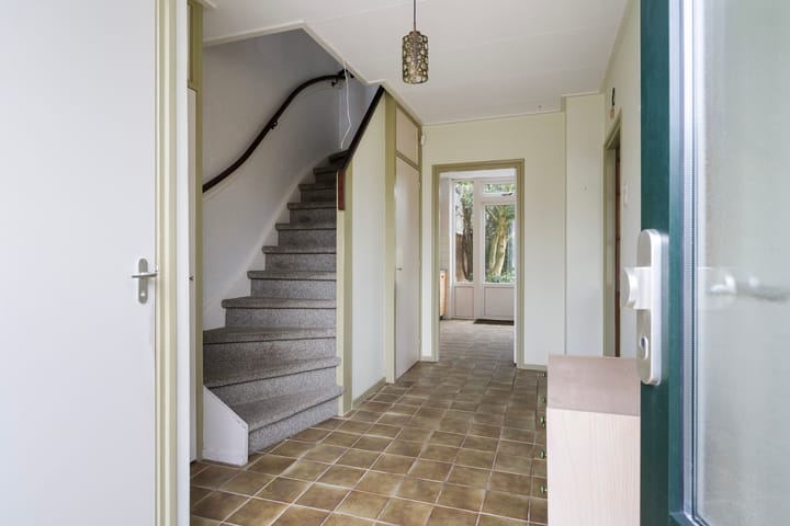 Photo 3 of Meeuwenlaan 48