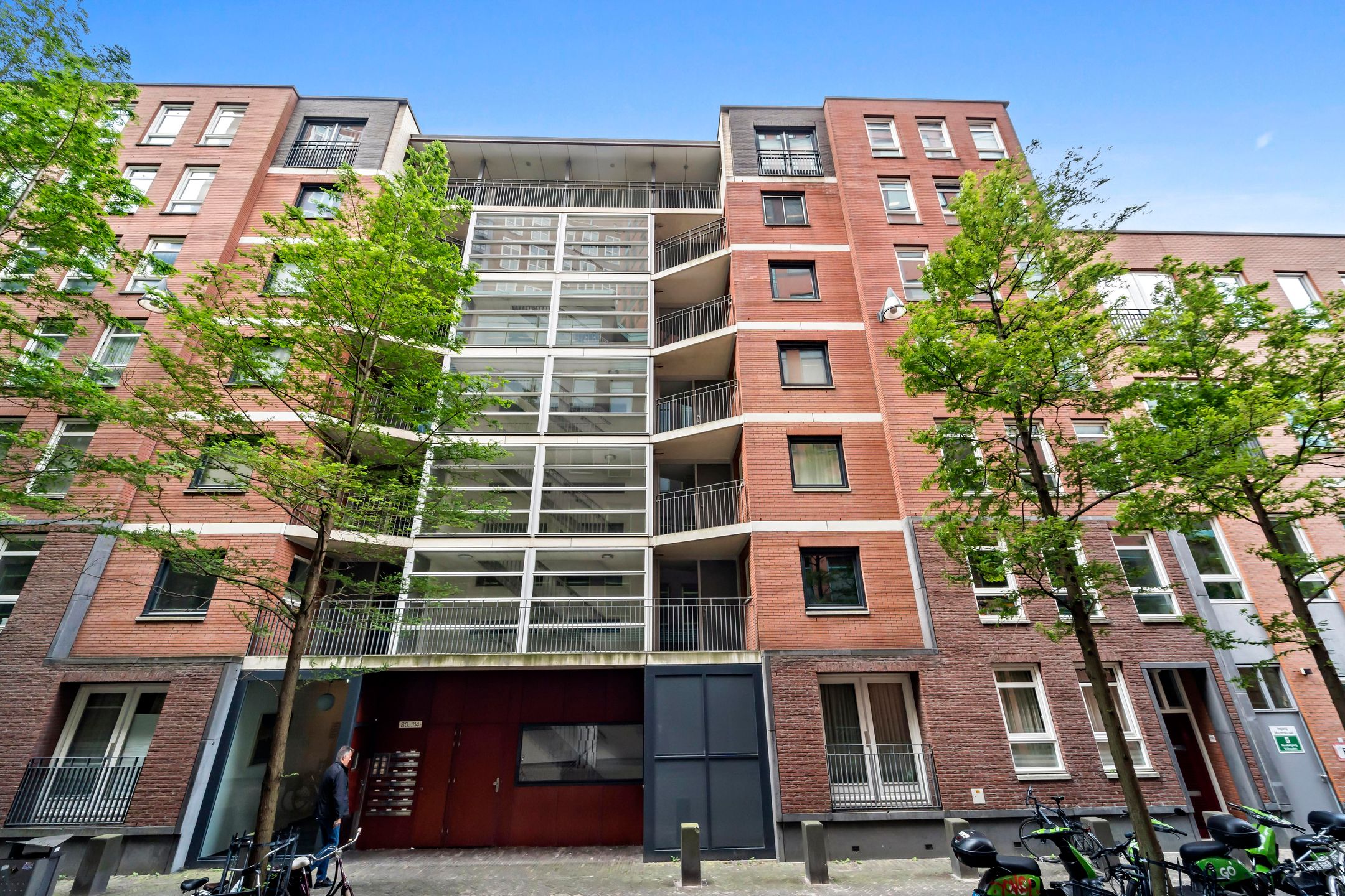 Photo 6 of Muzenstraat 102