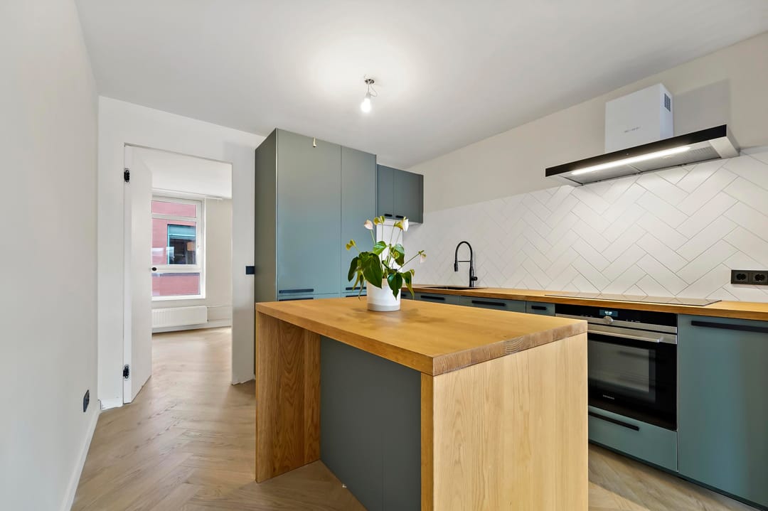 Photo 17 of Muzenstraat 102