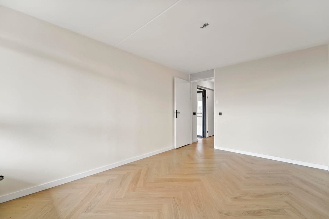 Photo 28 of Muzenstraat 102