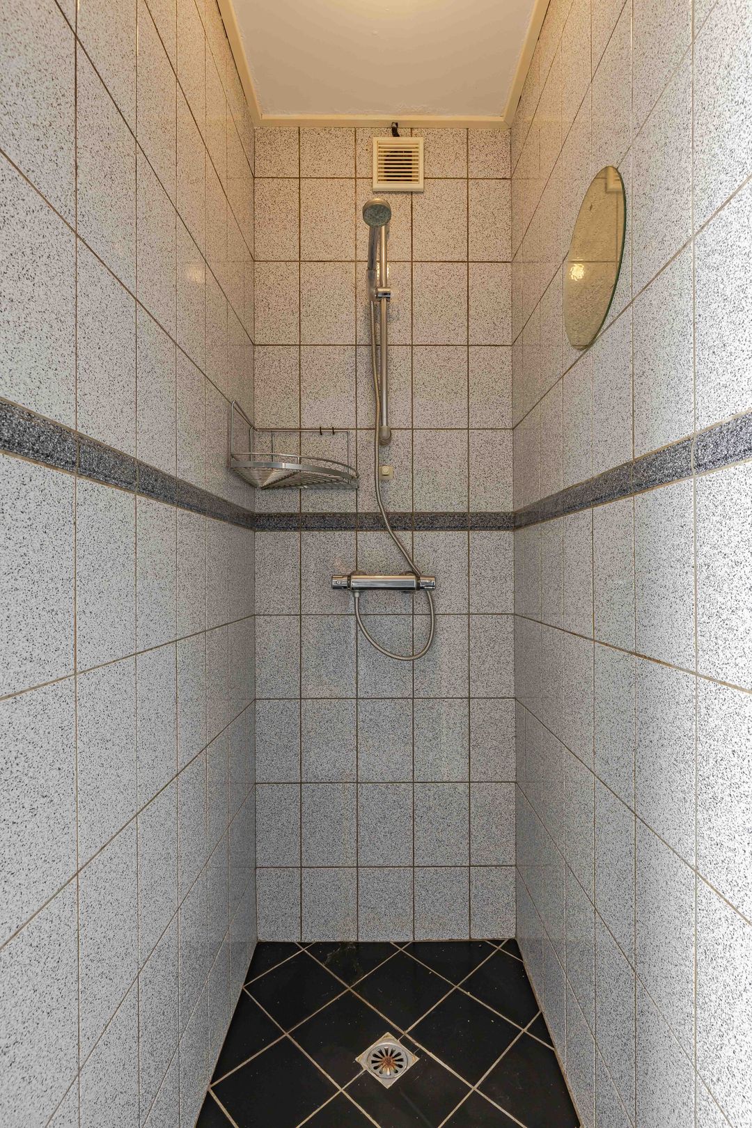 Photo 47 of Voshol 39