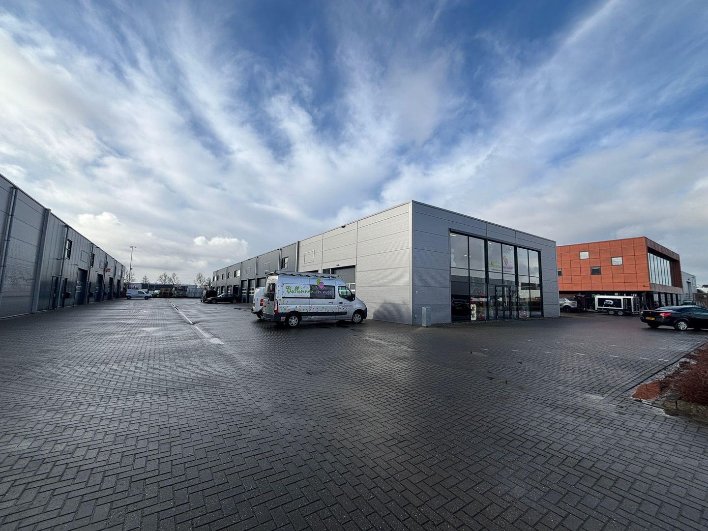 View photo 1 of De Aar 35-D