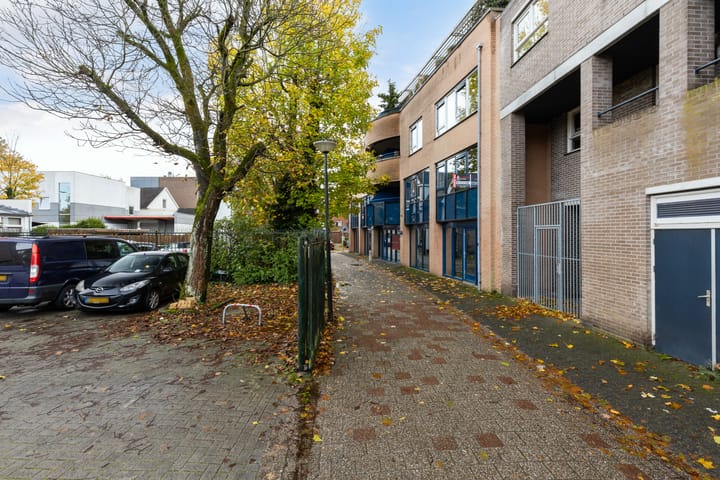 Photo 2 of Hofdwarsstraat 48