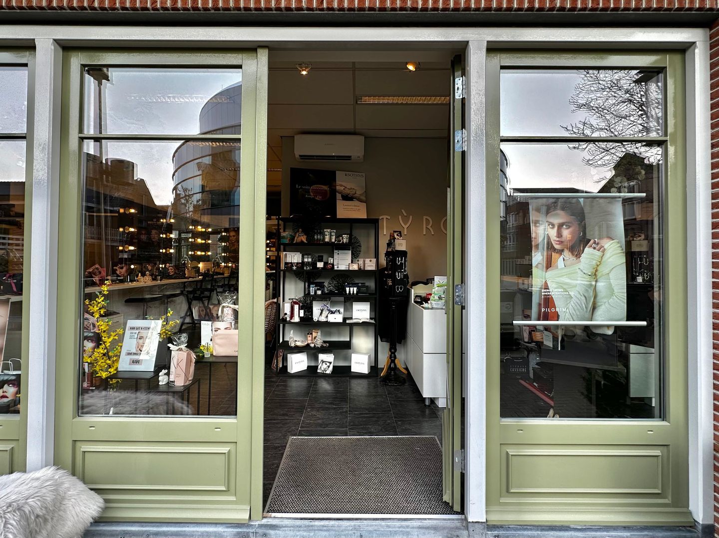 View photo 4 of Waagplein 12