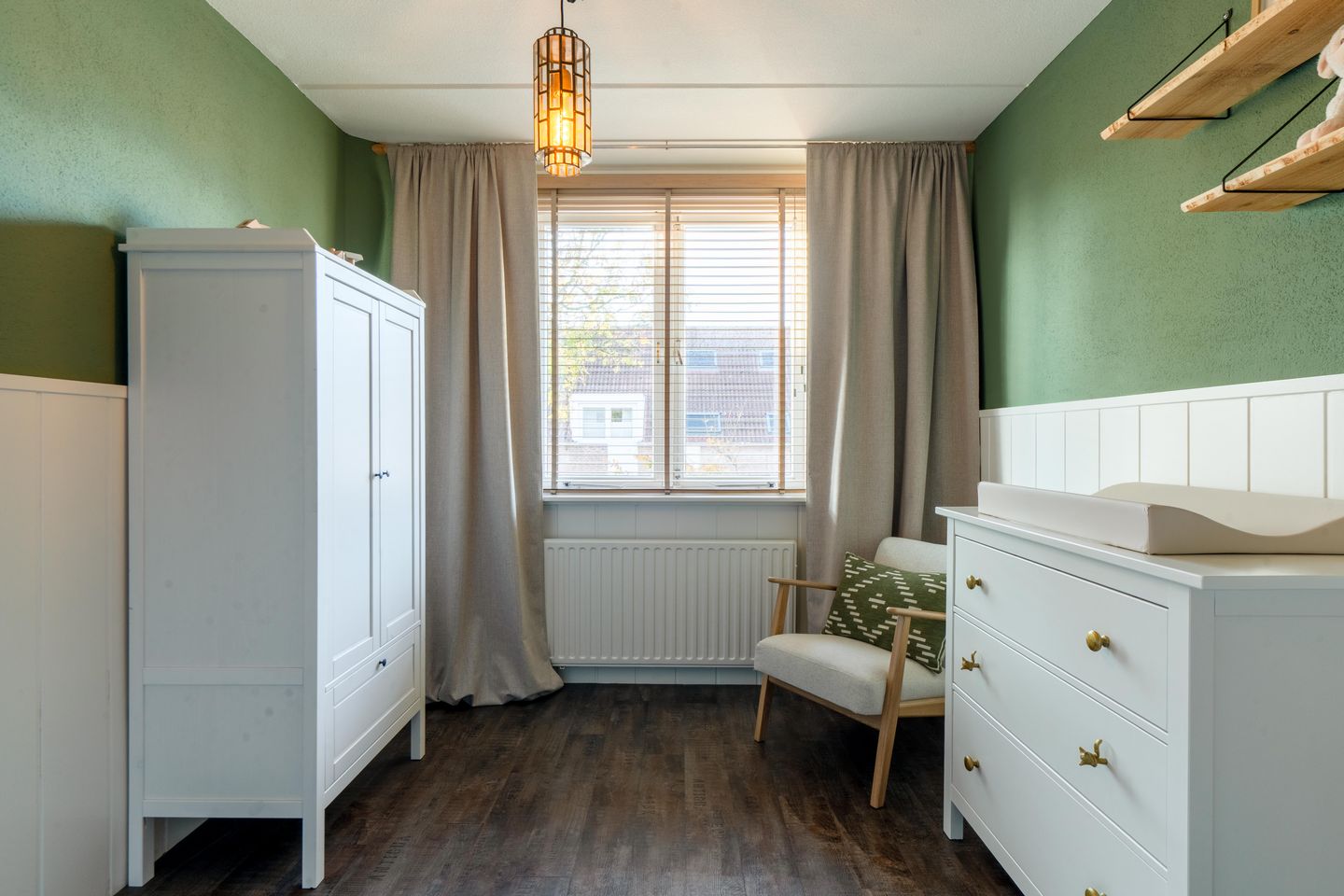 Photo 19 of Manusveert 31