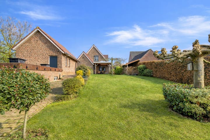 Foto 2 van Molenweg 25