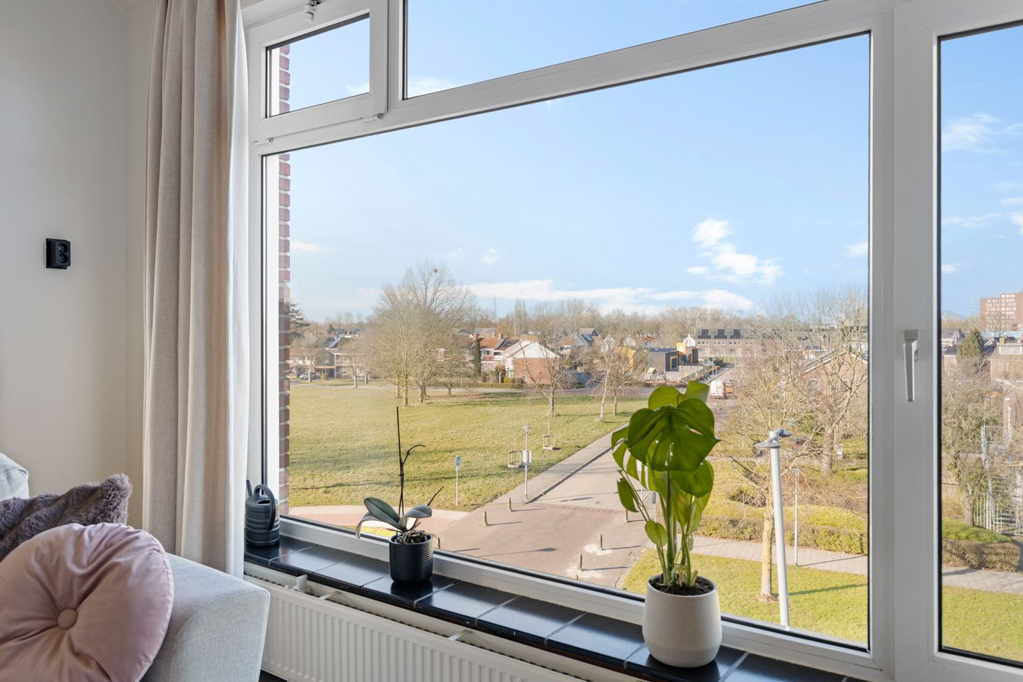 Photo 20 of Jachtlaan 12-C