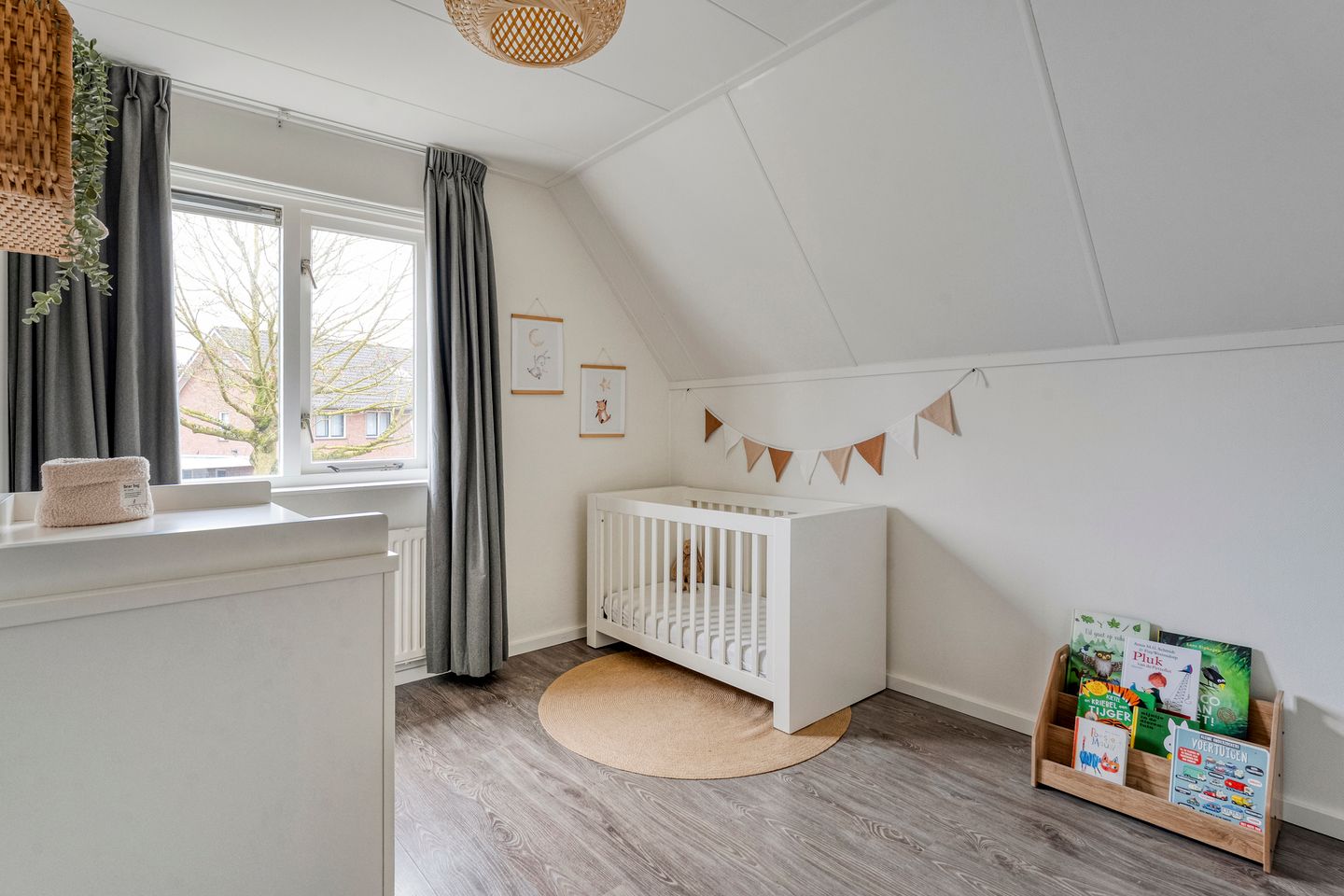 Photo 19 of Havezatestraat 37