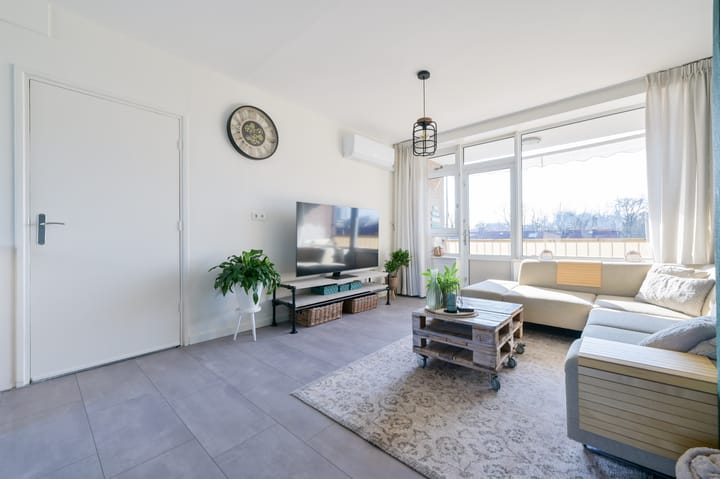 Photo 2 of Meridiaan 18-C