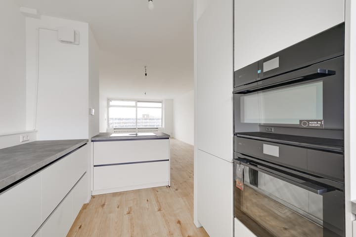 Jonkerbos 76 main image