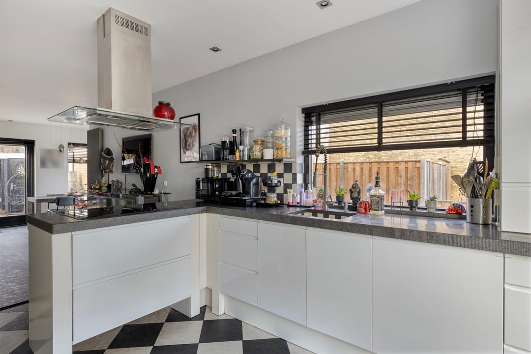 Photo 16 of Scheldestraat 13