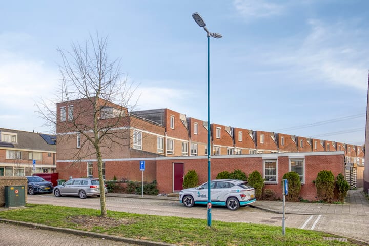 Foto 2 van Basalt 27