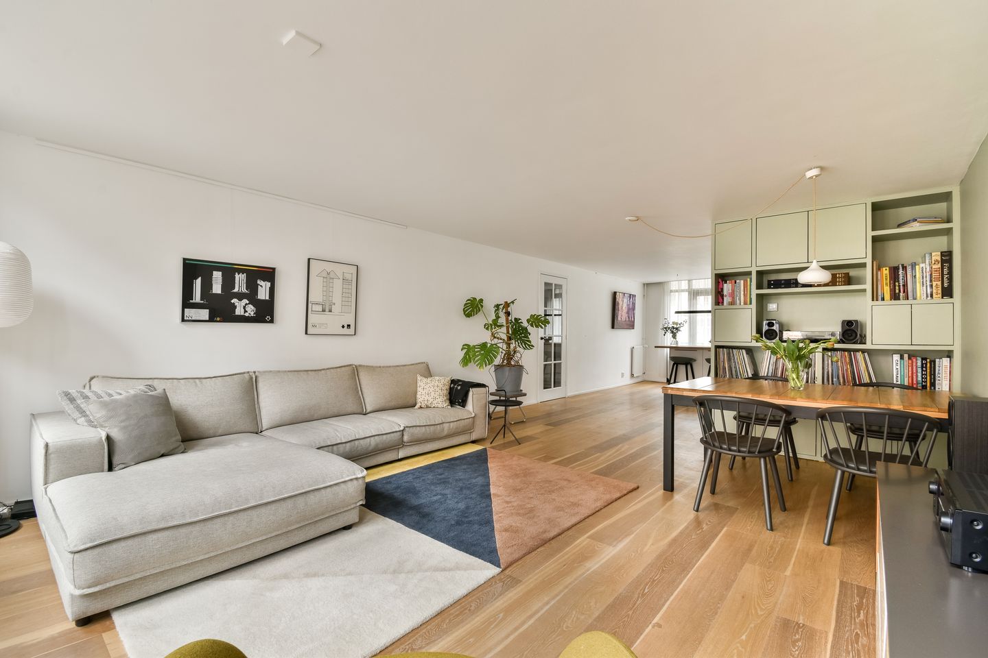 Foto 10 van Joan Melchior Kemperstraat 113-1