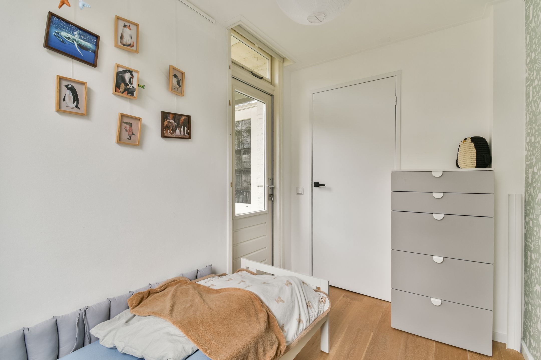 Foto 21 van Joan Melchior Kemperstraat 113-1