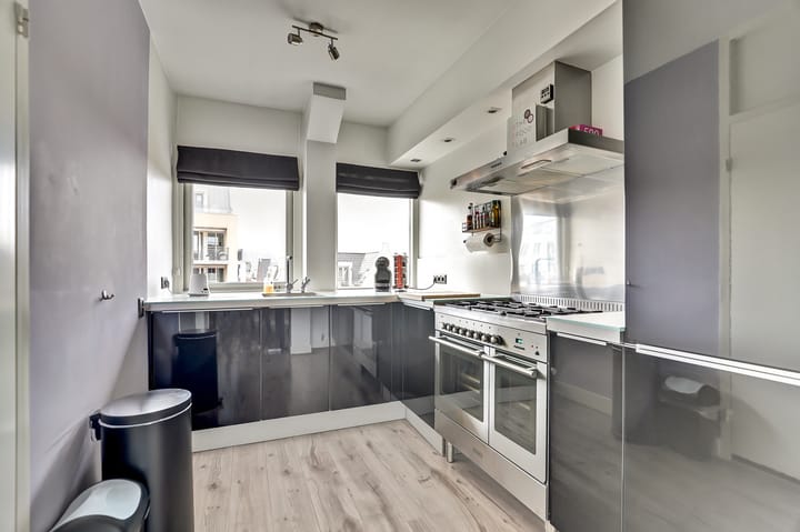 Photo 3 of Oegstgeesterweg 98