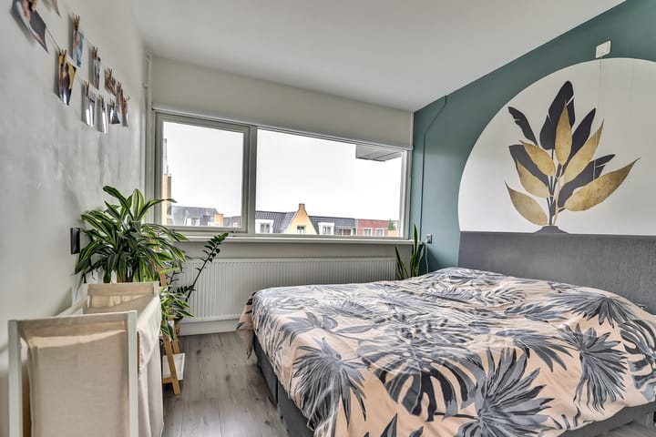 Photo 4 of Oegstgeesterweg 98