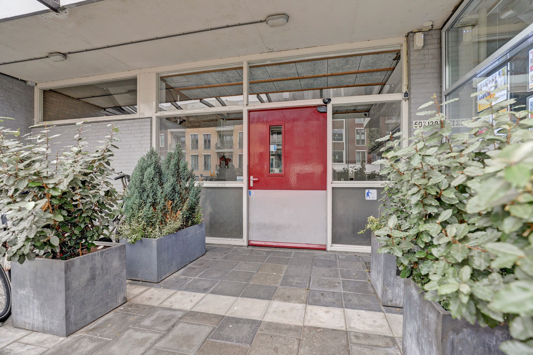 Photo 9 of Oegstgeesterweg 98