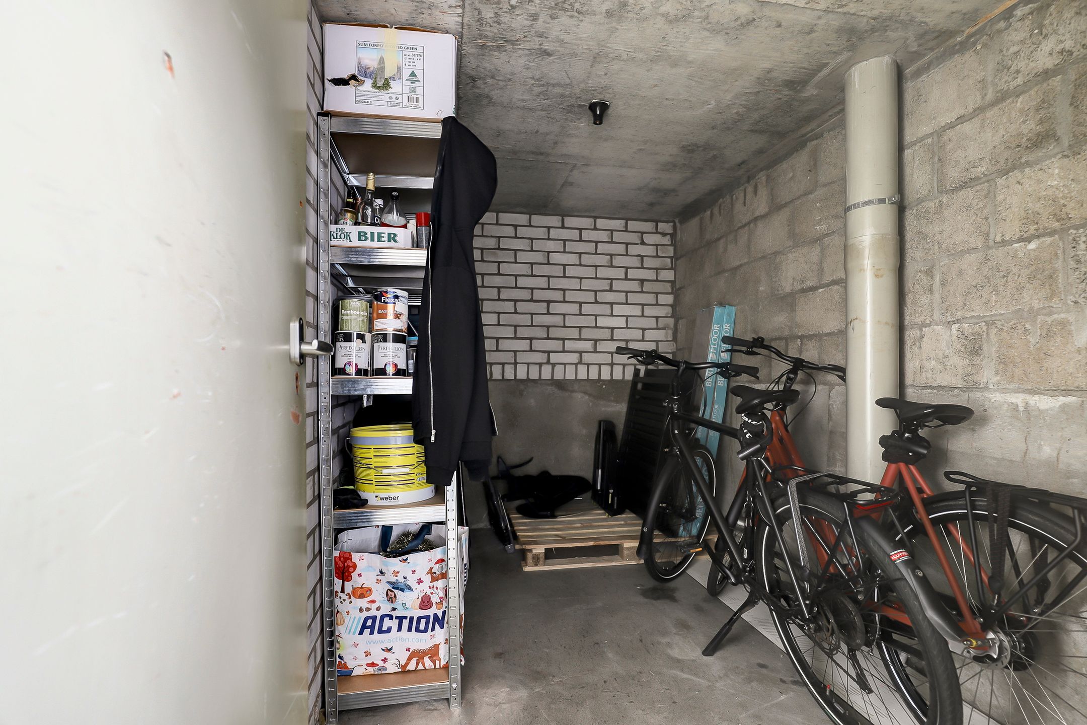 Photo 36 of Oegstgeesterweg 98