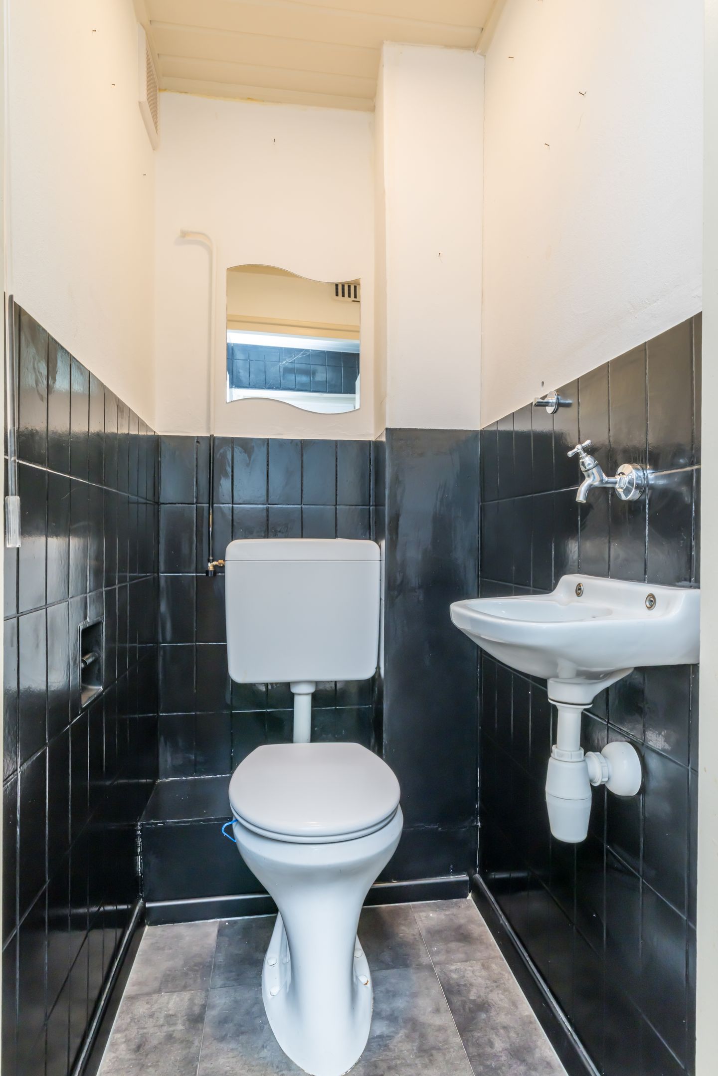 Photo 10 of Pastoor Scheepersstraat 12-A
